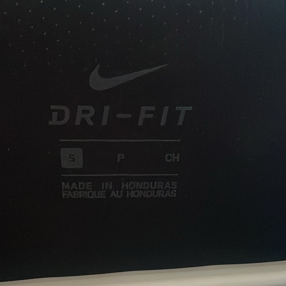 Nike Dri-Fit long sleeve shirt size Small - Picture 2 of 3